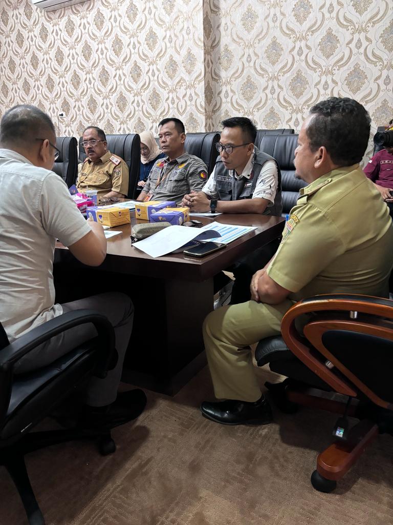 Koordiv SDMO dan Koordinator Sekretariat Hadiri Rapat Jaminan Sosial BPJS Ketenaga Kerjaan Bagi Petugas Pemilu