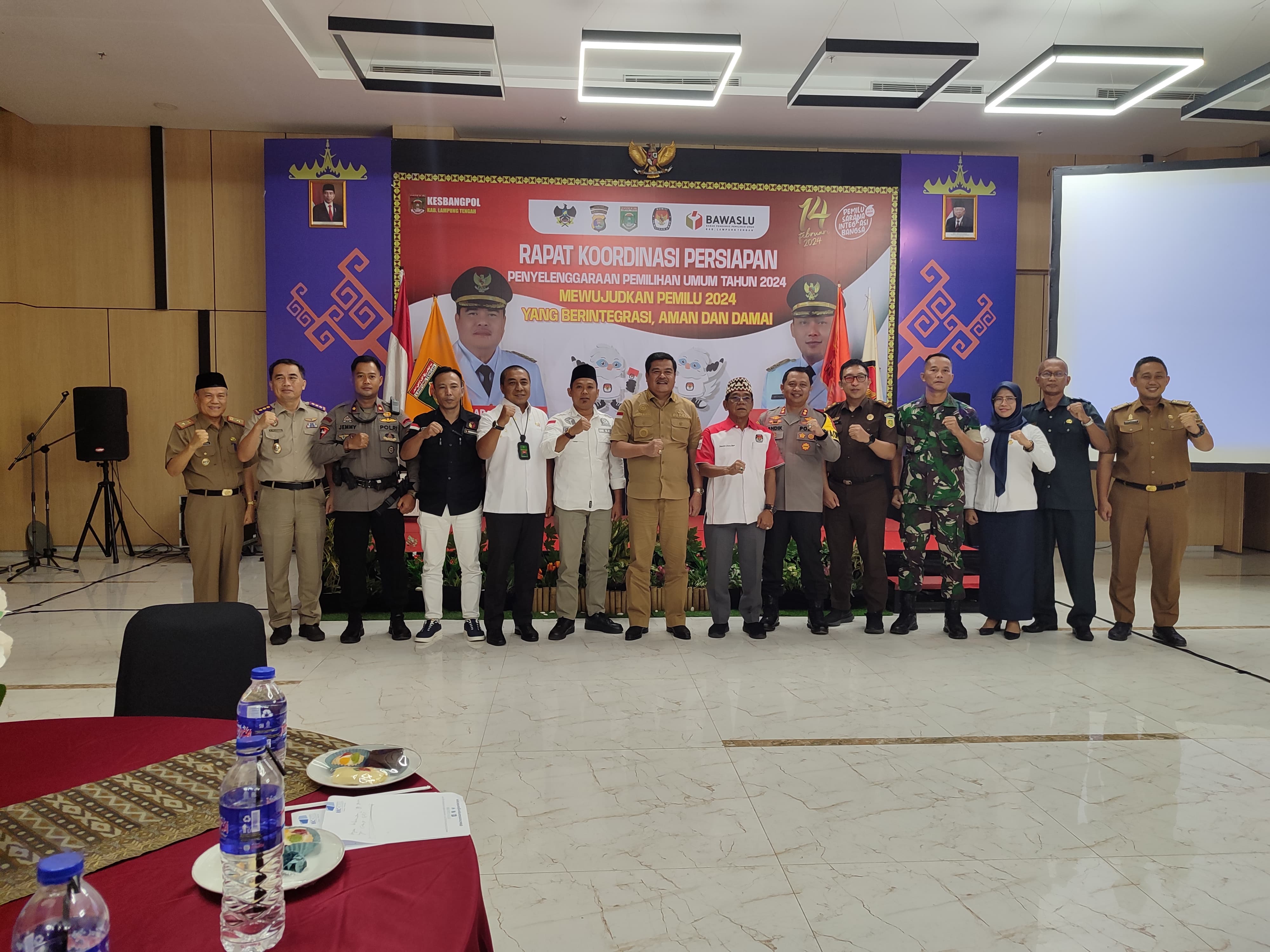 BAWASLU LAMPUNG TENGAH MENJADI NARASUMBER PADA RAPAT KOORDINASI KESIAPAN PENYELENGGARAAN PEMILIHAN UMUM TAHUN 2024 