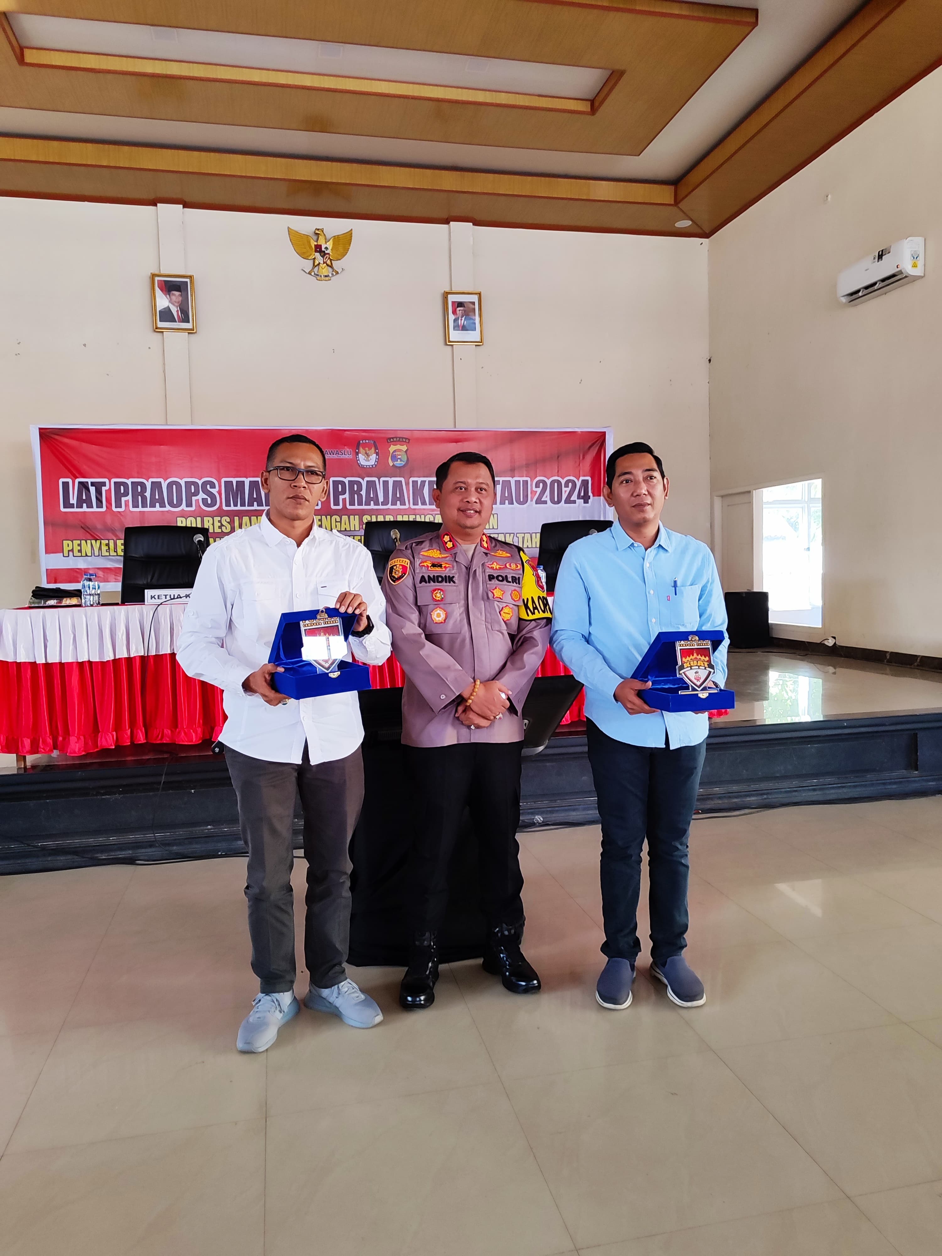 Bawaslu Kabupaten Lampung Tengah menjadi narasumber dalam acara Lat Praops Mantap Praja Krakatau di Polres Lampung Tengah.