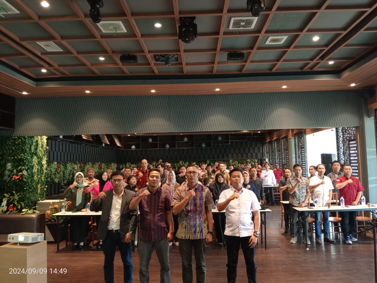 Bawaslu Lampung Tengah adakan Rakernis Tata Kelola Pengawasaan Pemutakhiran Data Pemilih Dalam Pilkada Serentak Tahun 2024