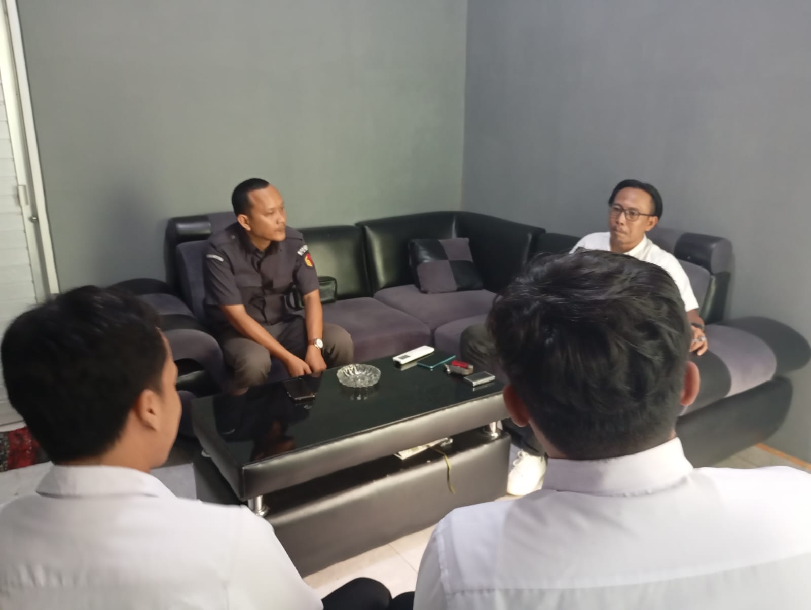 BAGIAN ADMINISTRASI BAWASLU KABUPATEN LAMPUNG TENGAH LAKSANAKAN PENGENALAN LINGKUNGAN KERJA BAGI CPNS TAHUN ANGGARAN 2024