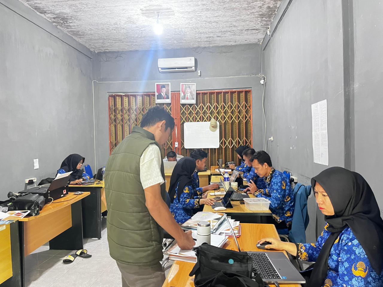 AJARAN STAF SEKRETARIAT BAWASLU LAMPUNG TENGAH LAKSANAKAN TUGAS SESUAI TUPOKSI DI MASA NON-TAHAPAN PEMILU/PEMILIHAN