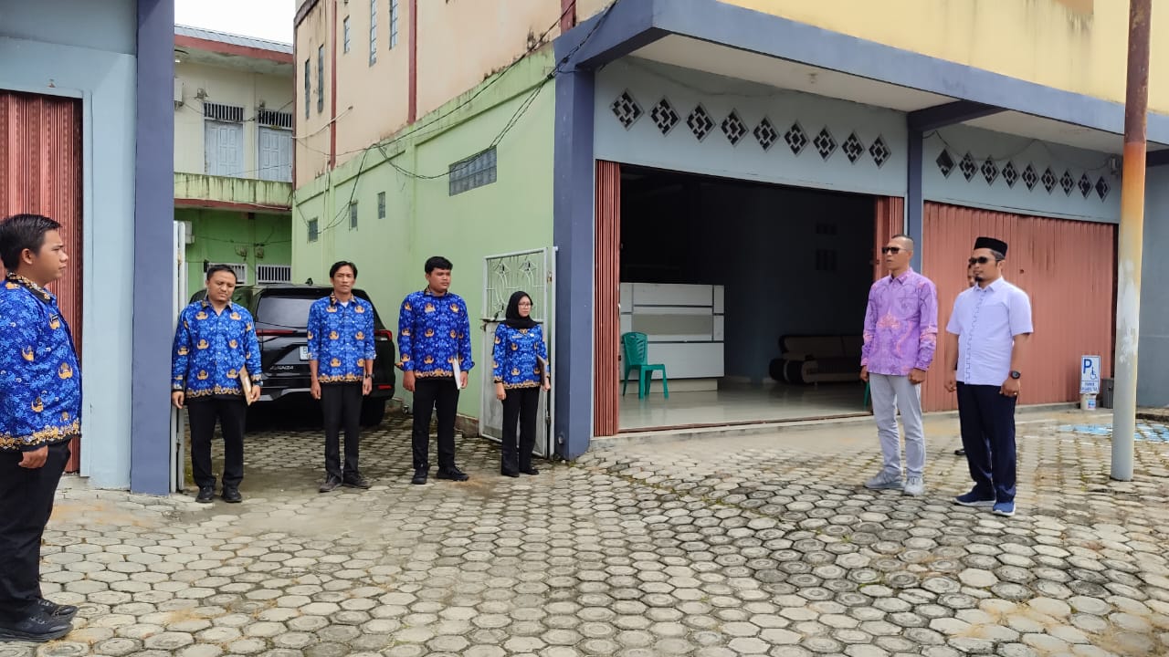 BAWASLU LAMPUNG TENGAH GELAR UPACARA PERINGATAN HARI PAHLAWAN 2025, KOBARKAN SEMANGAT “PAHLAWANKU TELADANKU, TERUS BERGERAK MELANJUTKAN PERJUANGAN”