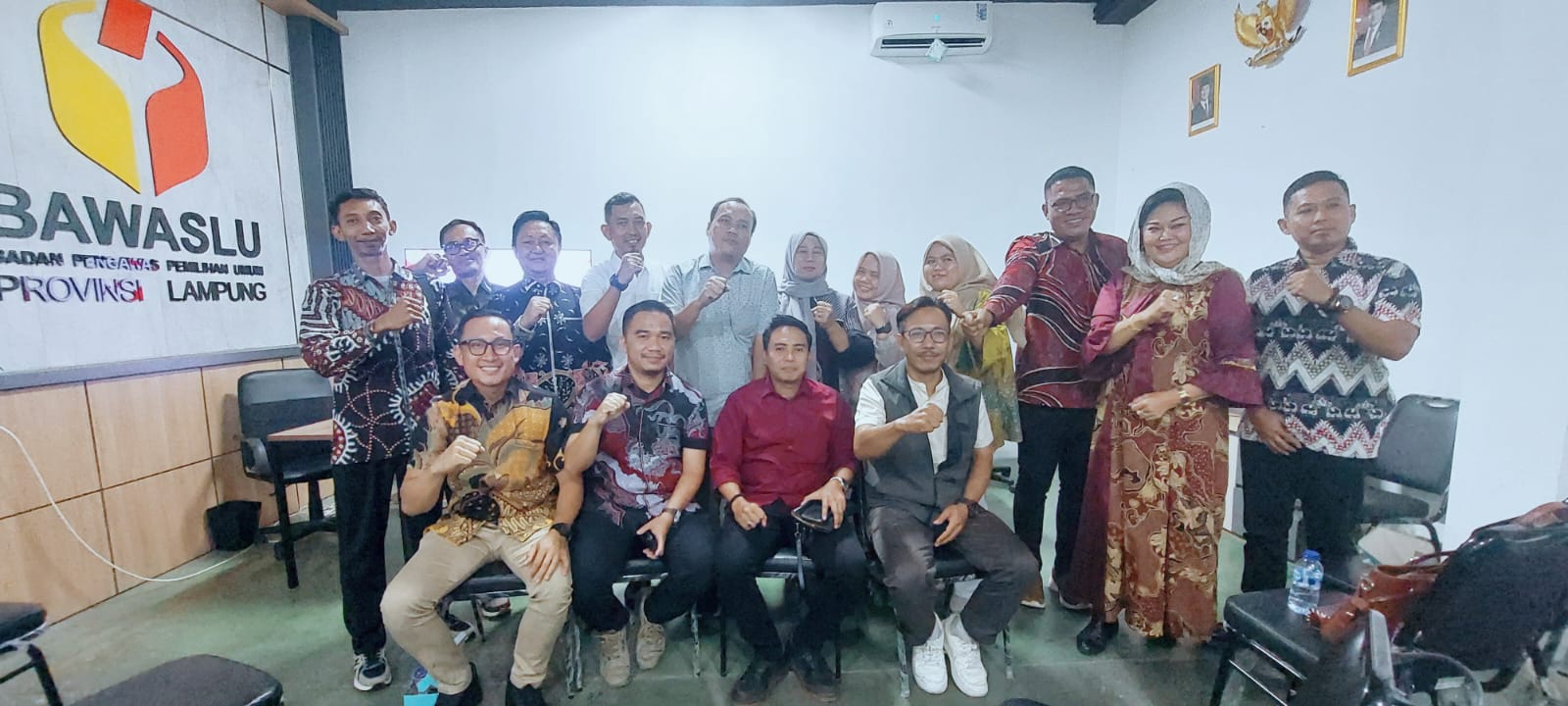 Bawaslu Kabupaten Lampung Tengah Hadiri Rapat Koordinasi Wajib Lapor dan Non Wajib Lapor LHKPN Tahun Periodik 2025 di Bawaslu Provinsi Lampung