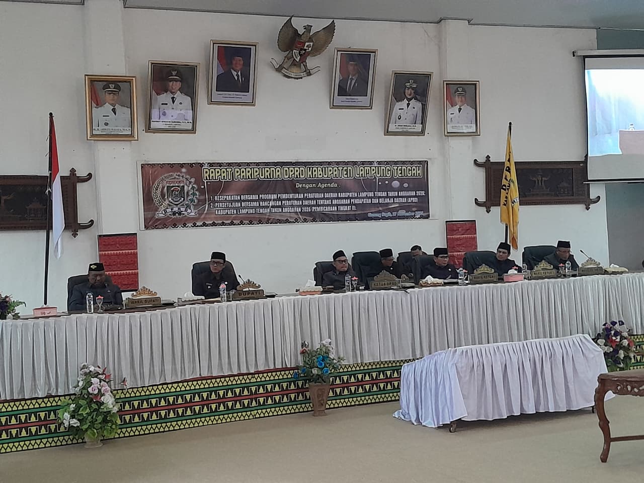 Bawaslu Lampung Tengah Hadiri Rapat Purna DPRD Kabupaten Lampung Tengah Bahas Program Pembentukan Perda dan APBD 2026