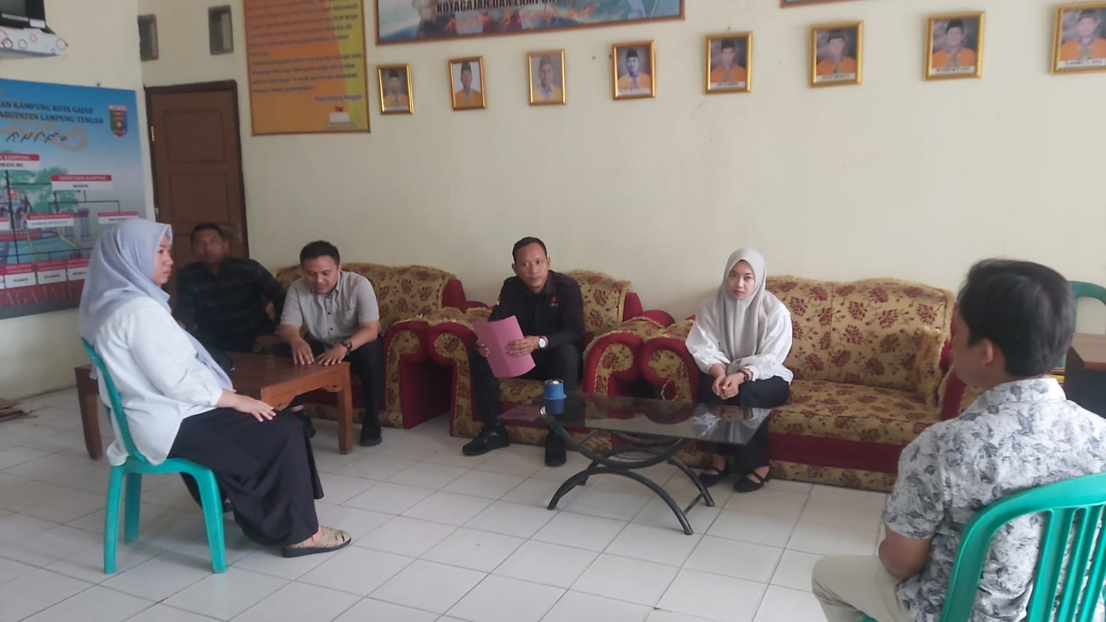 Bawaslu Lampung Tengah Laksanakan Pengawasan Uji Petik PDPB Pasca Penetapan Triwulan IV di Kampung Kota Gajah dan Kota Gajah Timur