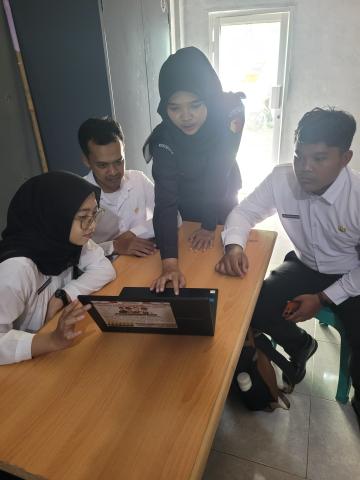 BAGIAN HUKUM, HUBUNGAN MASYARAKAT, DATA DAN INFORMASI BAWASLU KABUPATEN LAMPUNG TENGAH LAKSANAKAN PENGENALAN LINGKUNGAN KERJA BAGI CPNS TAHUN ANGGARAN 2024