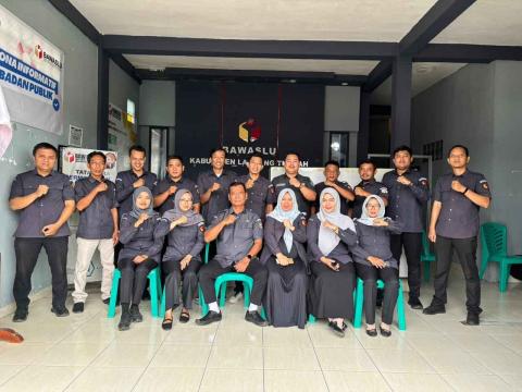 Bawaslu Lampung Tengah Laksanakan Apel Rutin Perdana Tahun 2026