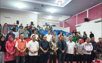 KETUA BAWASLU LAMPUNG TENGAH HADIRI SEMINAR NASIONAL HUKUM TATA NEGARA DI FH UNILA