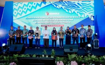 Imam Nurrohim, S.H, menghadiri kegiatan Konsolidasi Penguatan Kelembagaan Bawaslu bersama Mitra Kerja dan Stakeholder     