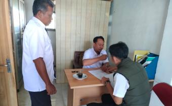 Bawaslu Lampung Tengah Laksanakan Pengawasan Uji Petik PDPB Pasca Penetapan Triwulan IV di Kampung Nambah Dadi dan Ono Harjo